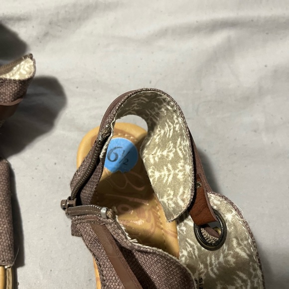 Blowfish Sandals - Picture 4 of 5